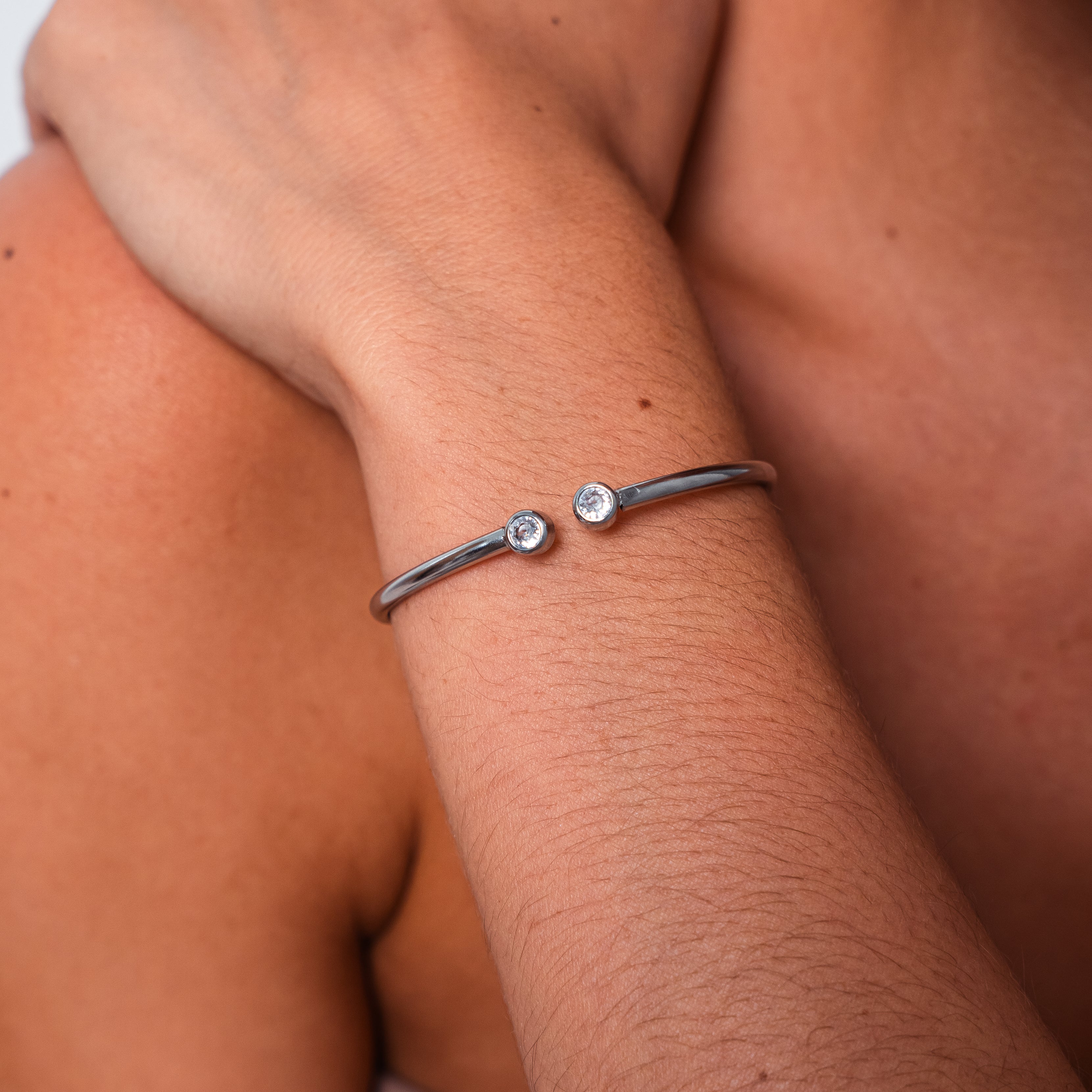 Bracelet with double crystals