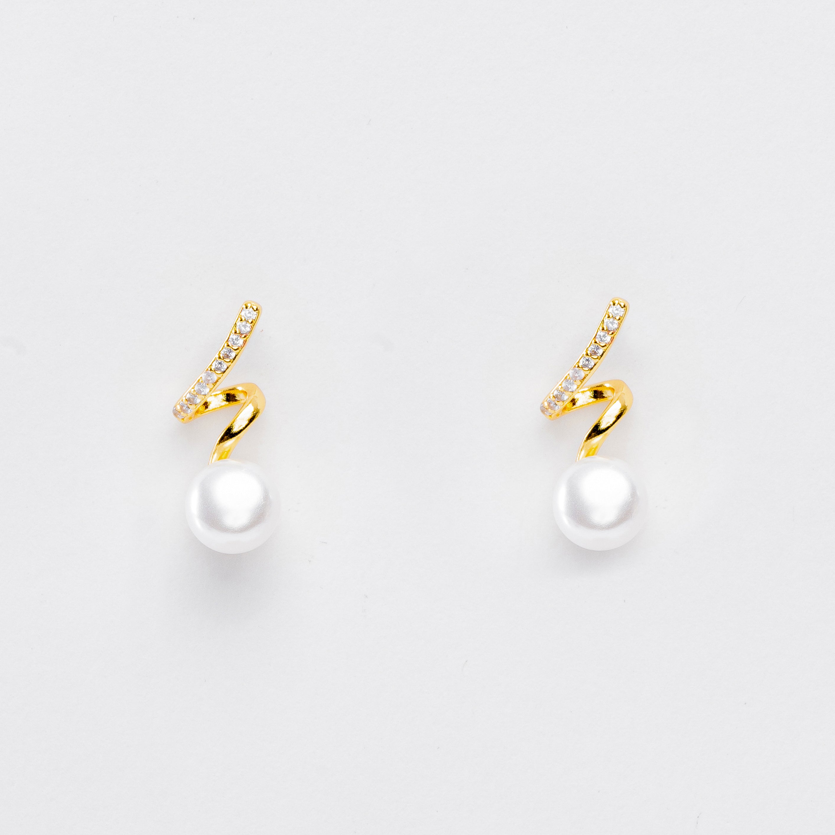 Tamara Pearl Earrings