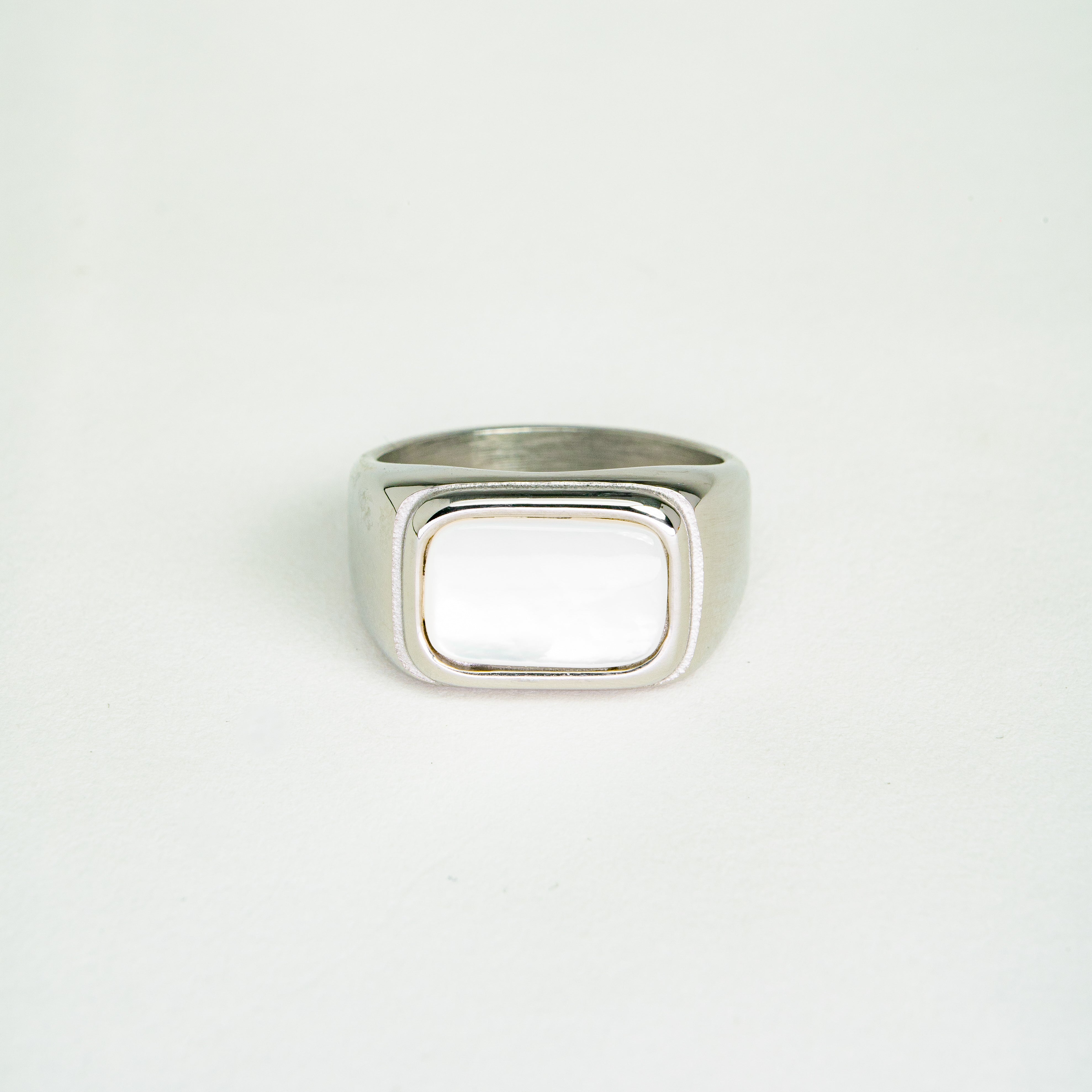 Leia Pearl Ring